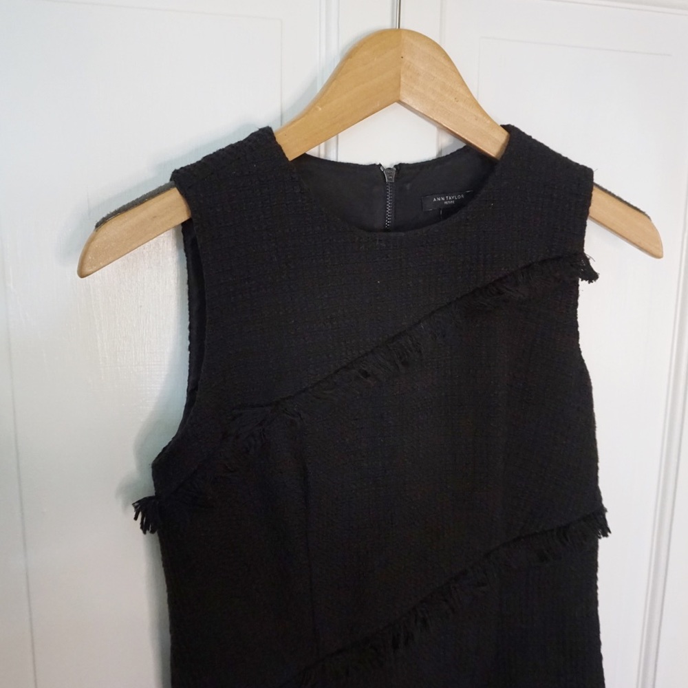 ❤️SOLD❤️✨Ann Taylor Loft Dress✨ - Picture 3 of 4